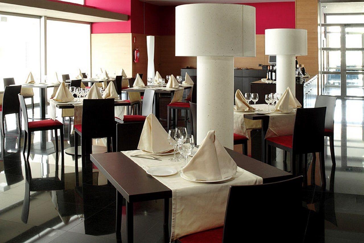 Eurostars Rey Fernando Hotel Zaragoza Ngoại thất bức ảnh