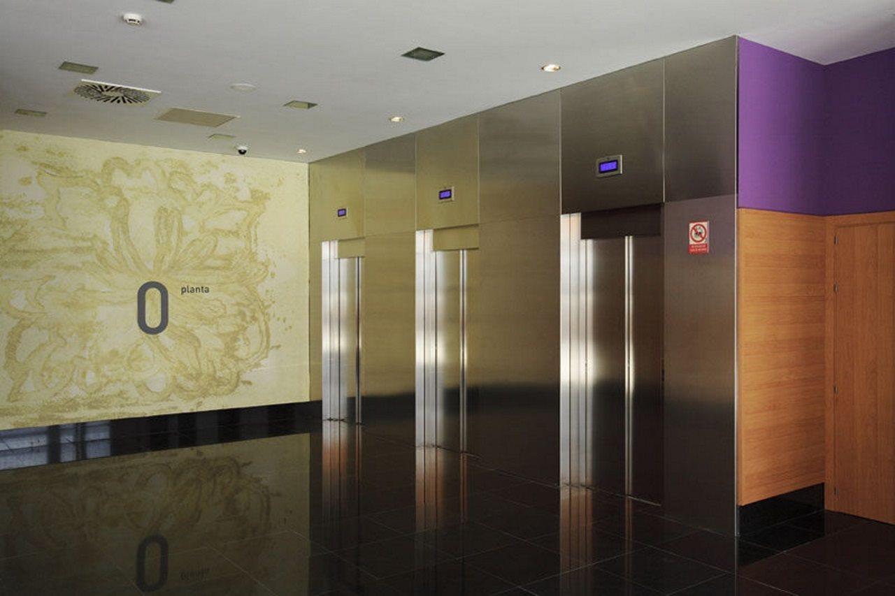 Eurostars Rey Fernando Hotel Zaragoza Ngoại thất bức ảnh