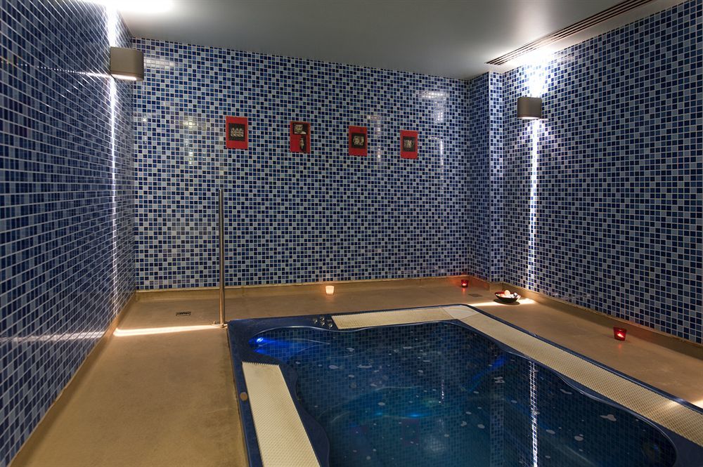 Eurostars Rey Fernando Hotel Zaragoza Ngoại thất bức ảnh